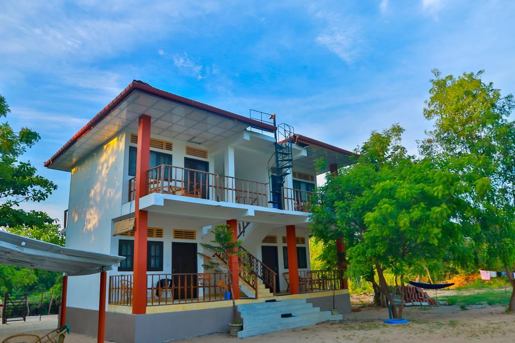 Autumn Moon Beach Cabanas Tangalle Exterior photo